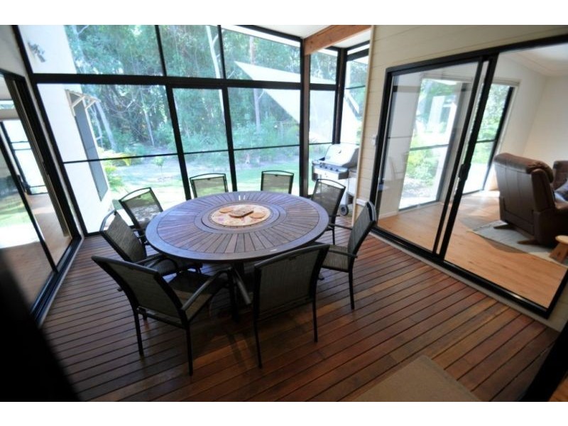 10 Satinwood Drive, Rainbow Beach QLD 4581