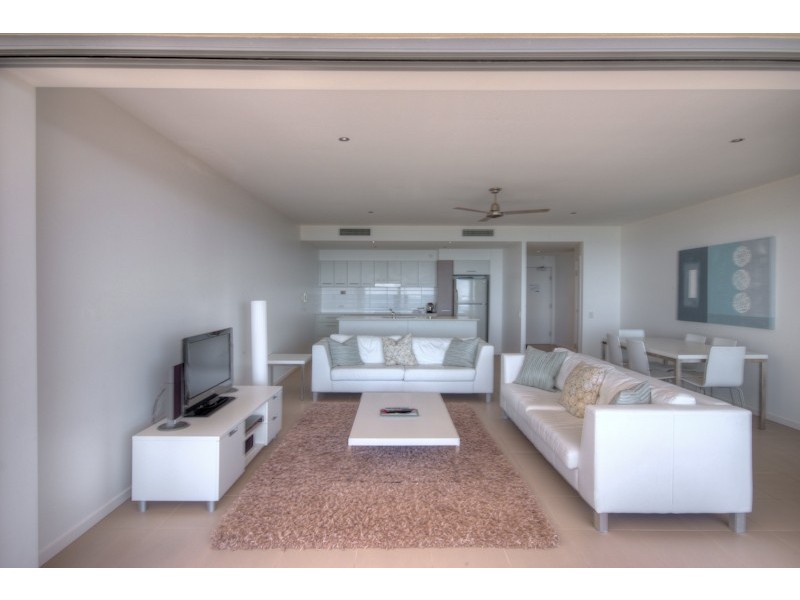 8/3 Ocean View Parade, Rainbow Beach QLD 4581