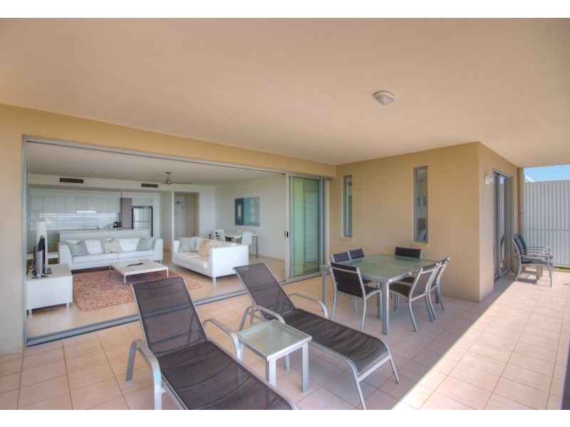 8/3 Ocean View Parade, Rainbow Beach QLD 4581