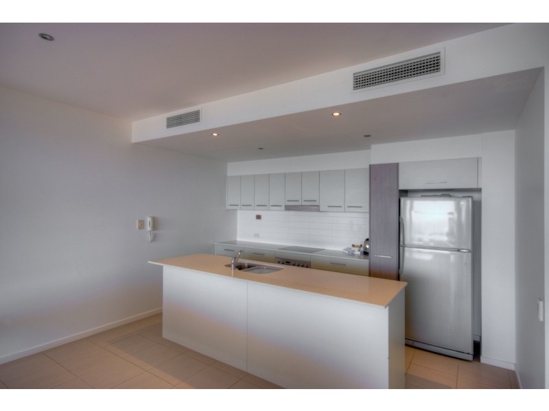 8/3 Ocean View Parade, Rainbow Beach QLD 4581