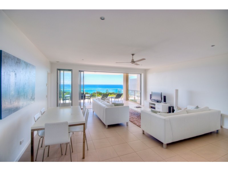 8/3 Ocean View Parade, Rainbow Beach QLD 4581