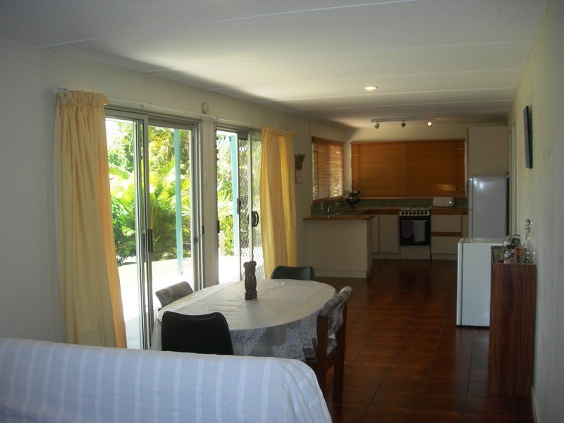 27 Carlo Road, Rainbow Beach QLD 4581