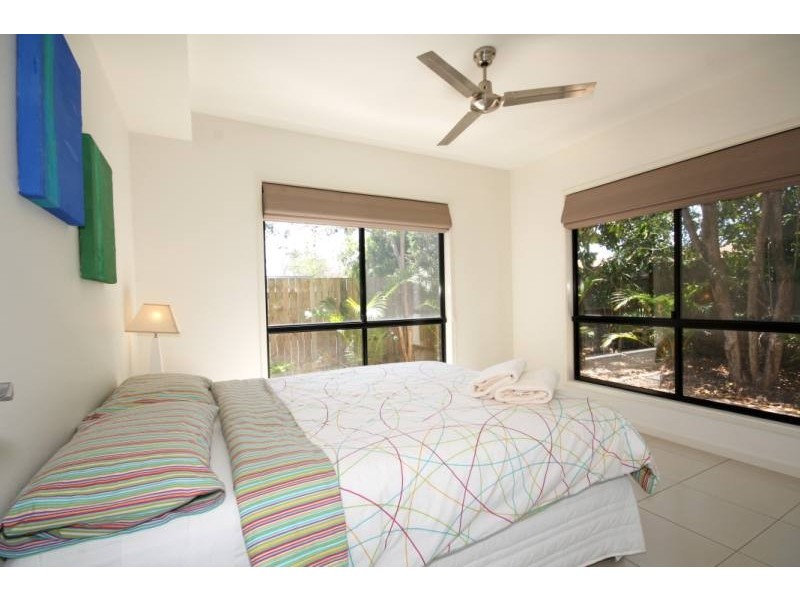 7- 9 Spectrum Street, Rainbow Beach QLD 4581