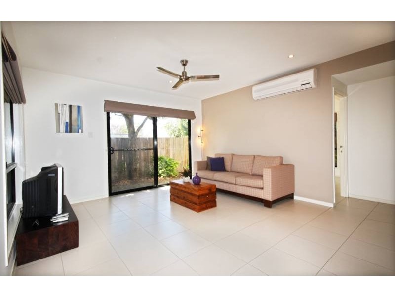 7- 9 Spectrum Street, Rainbow Beach QLD 4581