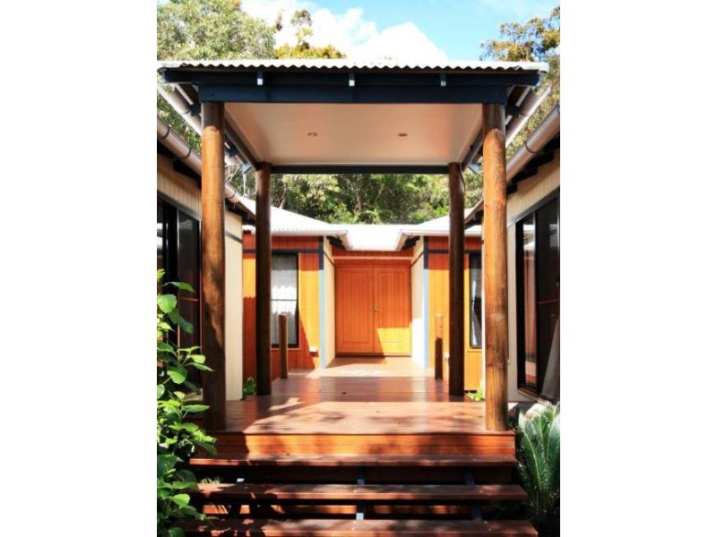 4 Ibis Court, Rainbow Beach QLD 4581