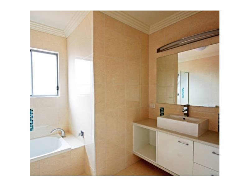 1/43 Tingira Close, Rainbow Beach QLD 4581