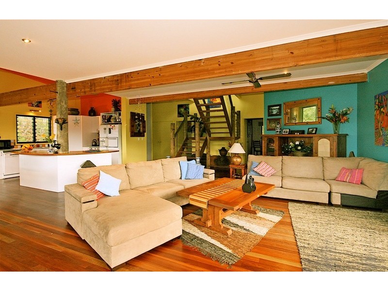 25 Naiad Court, Rainbow Beach QLD 4581
