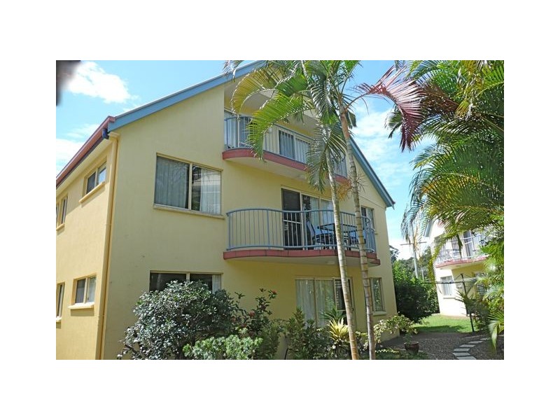 3/2 Double Island Drive, Rainbow Beach QLD 4581