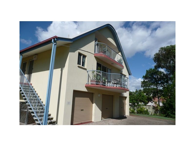 2/2 Double Island Drive, Rainbow Beach QLD 4581