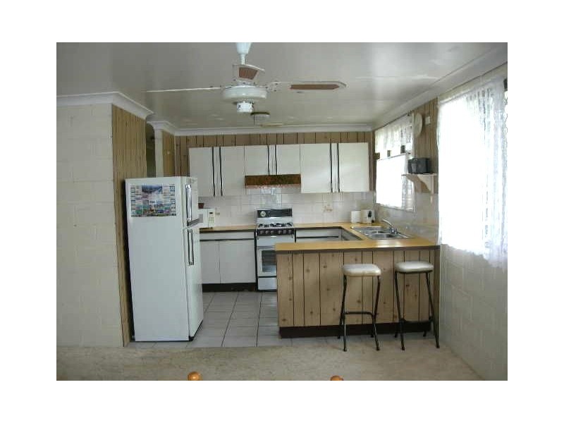 11 Larapinta Court, Rainbow Beach QLD 4581