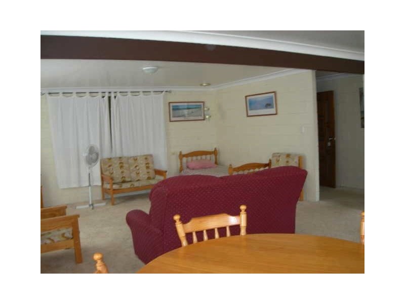 11 Larapinta Court, Rainbow Beach QLD 4581