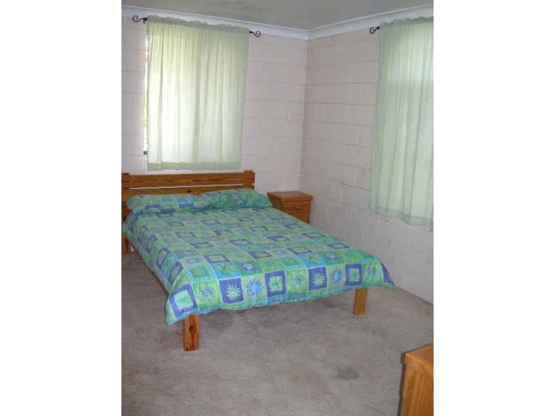 11 Larapinta Court, Rainbow Beach QLD 4581