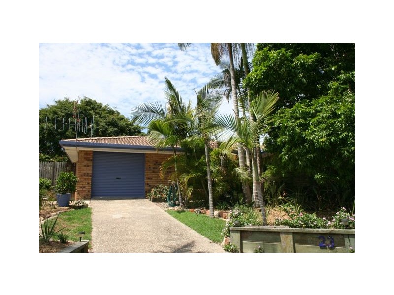 23 Bomburra Court, Rainbow Beach QLD 4581