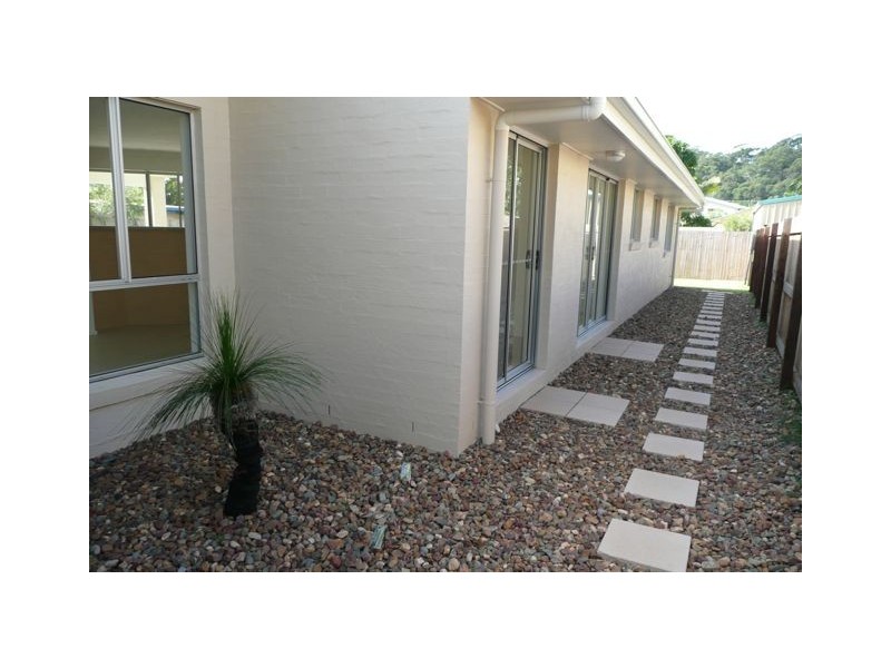 13 Bomburra Court, Rainbow Beach QLD 4581