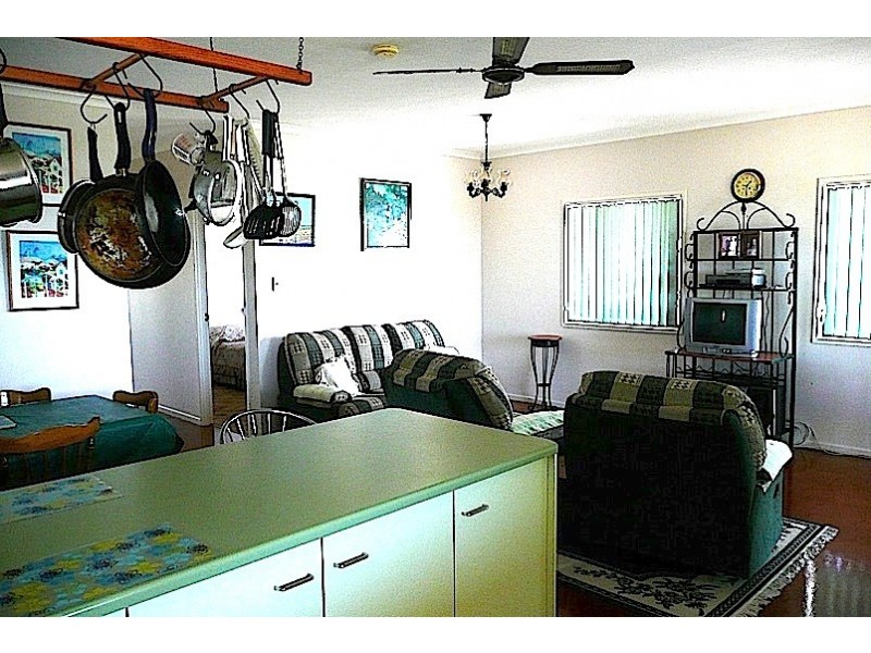 19 Bombala Cresent, Rainbow Beach QLD 4581