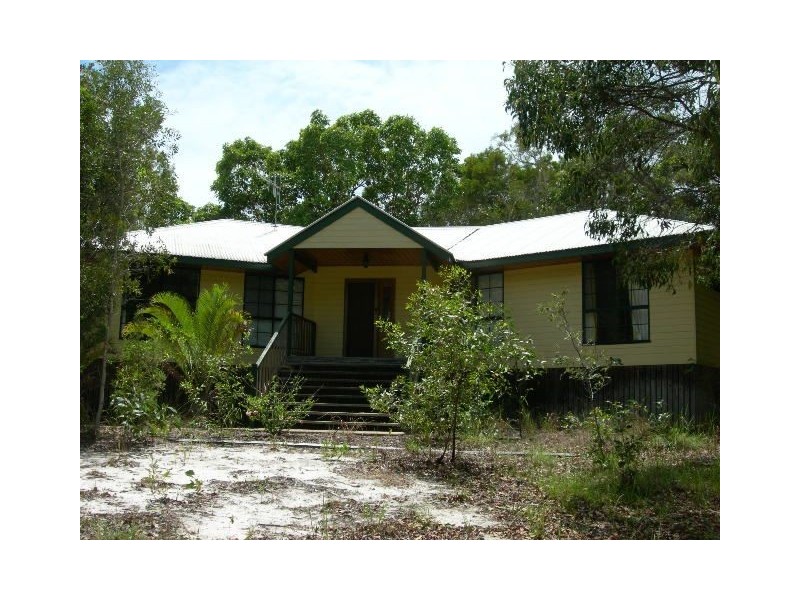 17 Orania Court, Rainbow Beach QLD 4581