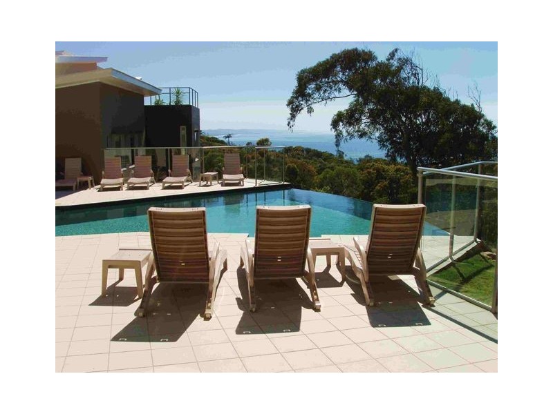 2/105 Cooloola Drive, Rainbow Beach QLD 4581