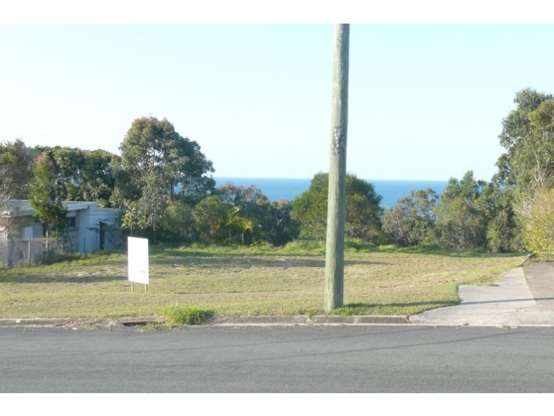 65 Cooloola Drive, Rainbow Beach QLD 4581