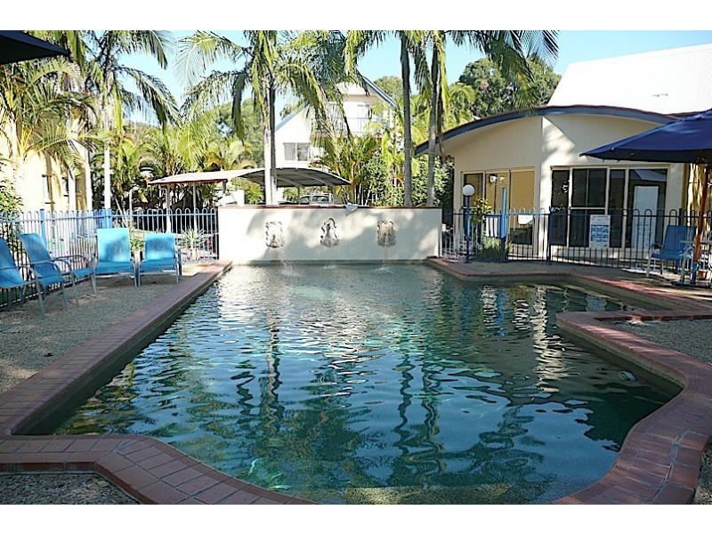 11/4 Double Island Drive, Rainbow Beach QLD 4581