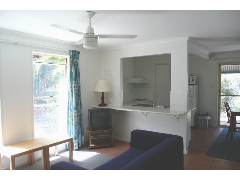 15 Satinwood Drive, Rainbow Beach QLD 4581