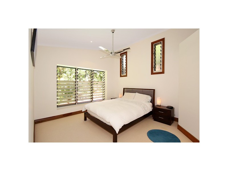 8 Naiad Court, Rainbow Beach QLD 4581