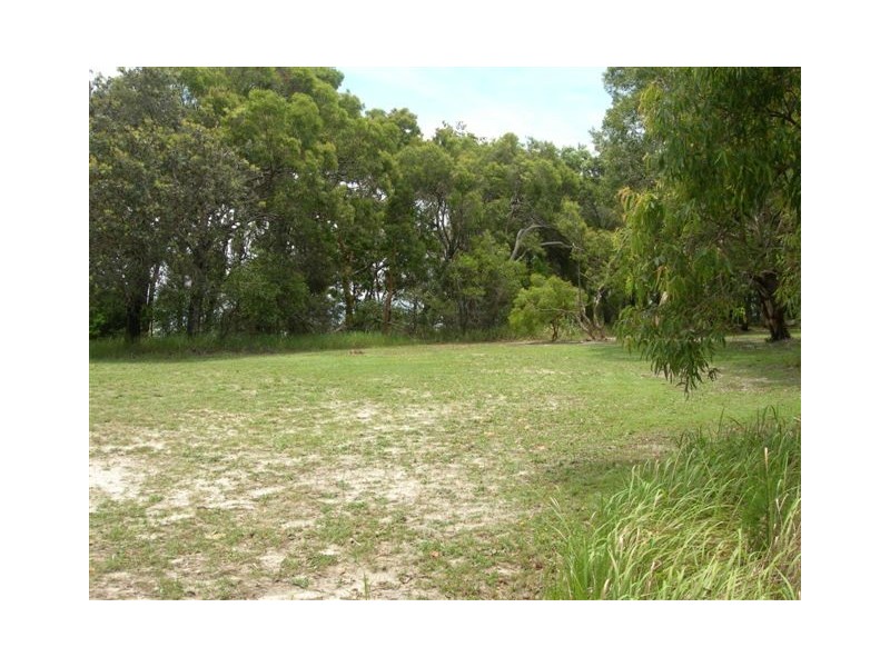 39 Carlo Circle, Rainbow Beach QLD 4581