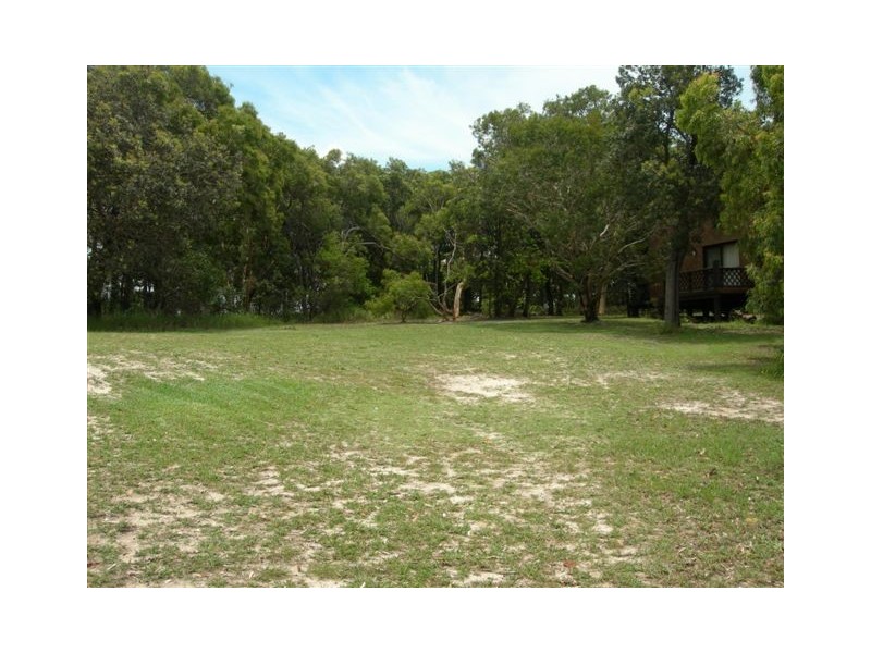39 Carlo Circle, Rainbow Beach QLD 4581