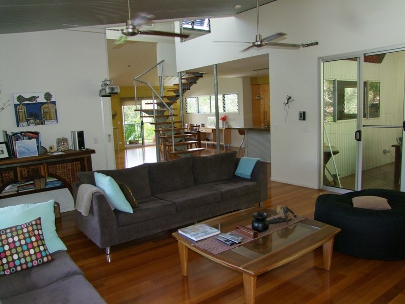 9 Green Valley Drive, Rainbow Beach QLD 4581