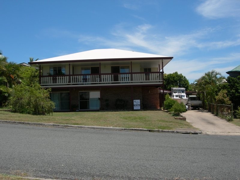 12 Bombala Crescent, Rainbow Beach QLD 4581