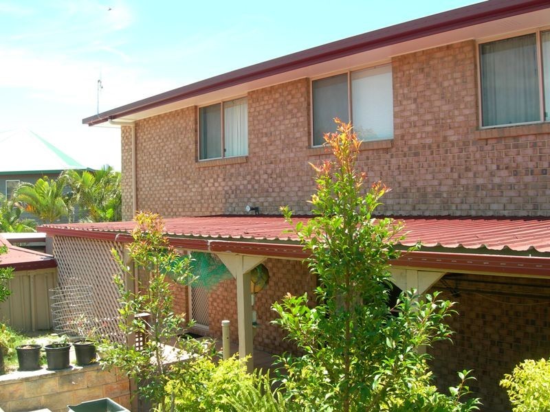 12 Bombala Crescent, Rainbow Beach QLD 4581
