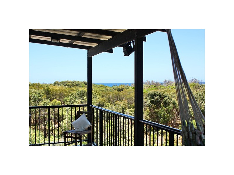 20 Belle Court, Rainbow Beach QLD 4581
