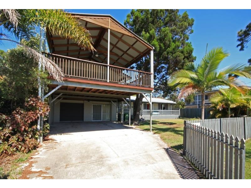 11 Zircon Street, Rainbow Beach QLD 4581