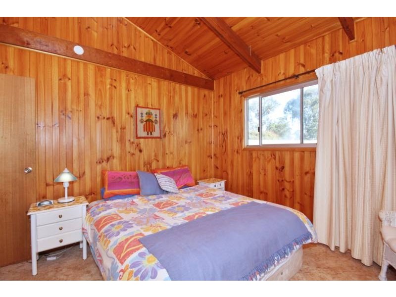 11 Zircon Street, Rainbow Beach QLD 4581