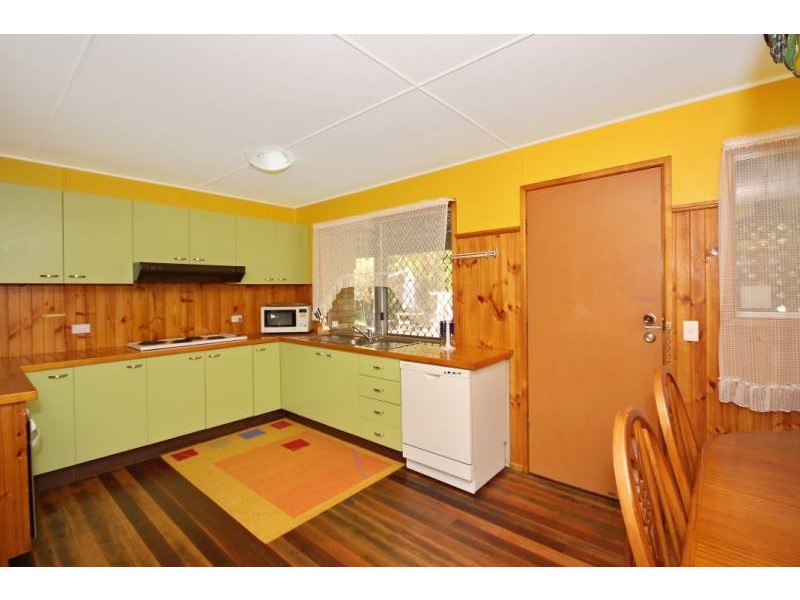 11 Zircon Street, Rainbow Beach QLD 4581