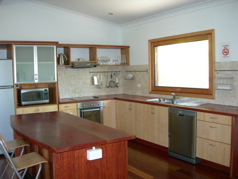21 Satinwood Drive, Rainbow Beach QLD 4581