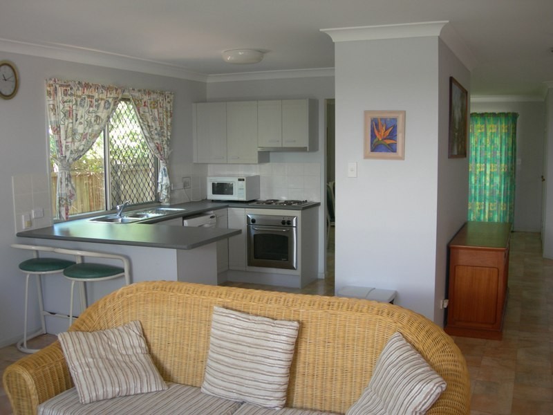 1&2/8 Indigo Avenue, Rainbow Beach QLD 4581
