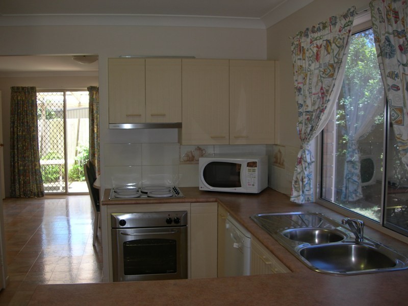 1&2/8 Indigo Avenue, Rainbow Beach QLD 4581