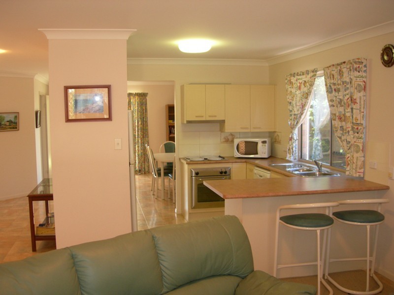 1&2/8 Indigo Avenue, Rainbow Beach QLD 4581