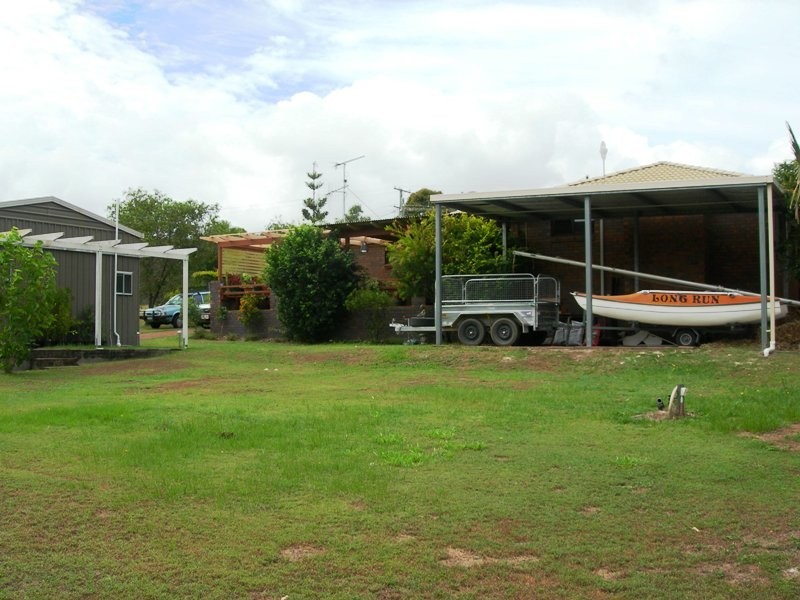 8 Carlo Road, Rainbow Beach QLD 4581