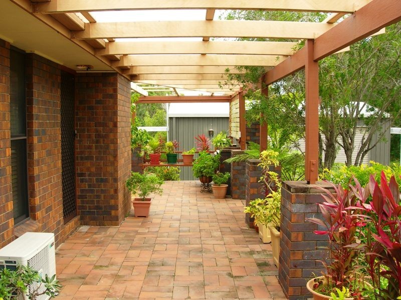 8 Carlo Road, Rainbow Beach QLD 4581