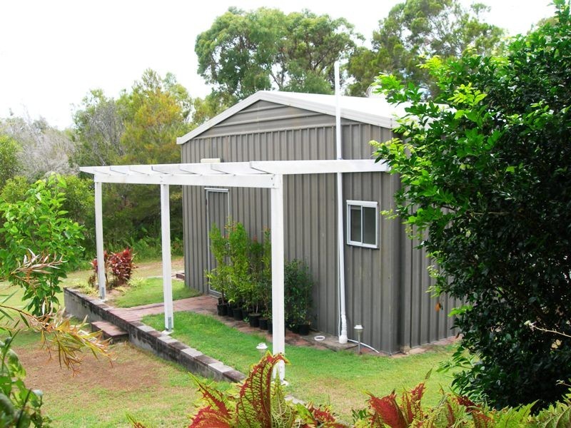 8 Carlo Road, Rainbow Beach QLD 4581