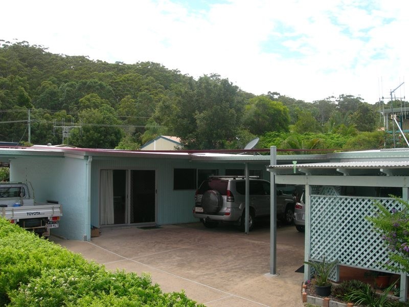 1-2/21 Rumbalara Avenue, Rainbow Beach QLD 4581