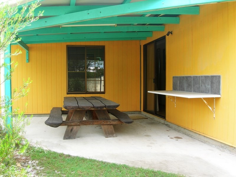 8 Bombala Crescent, Rainbow Beach QLD 4581