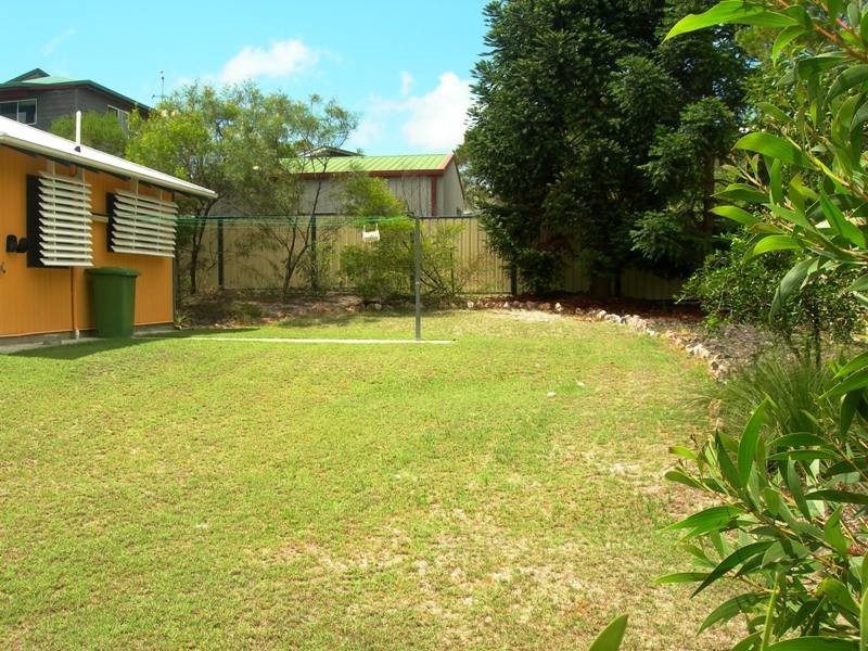 8 Bombala Crescent, Rainbow Beach QLD 4581