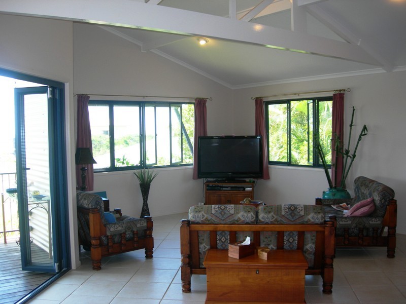 13 Coolberry Court, Rainbow Beach QLD 4581