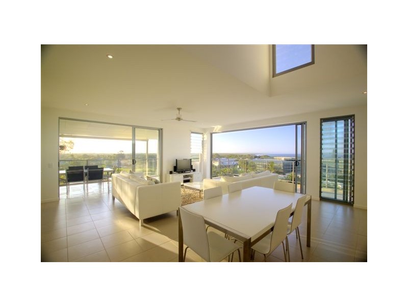 10/5 Ocean View Parade, Rainbow Beach QLD 4581