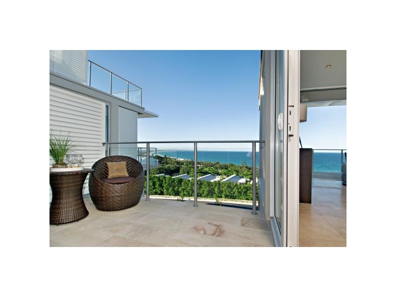 2/7 Ocean View Parade, Rainbow Beach QLD 4581