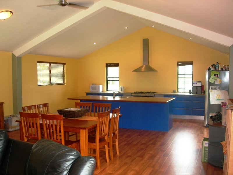 13 Rumbalara Avenue, Rainbow Beach QLD 4581