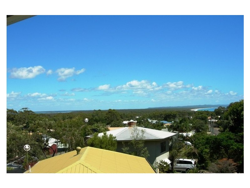 56 Double Island Drive, Rainbow Beach QLD 4581