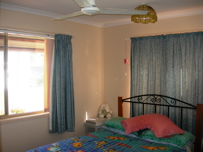 28 Rumbalara Avenue, Rainbow Beach QLD 4581